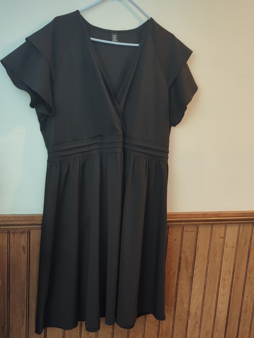 Shein Curve  Black V-Neck Flutter Sleeve Dress - Elegant Women's Dress Size 3XL